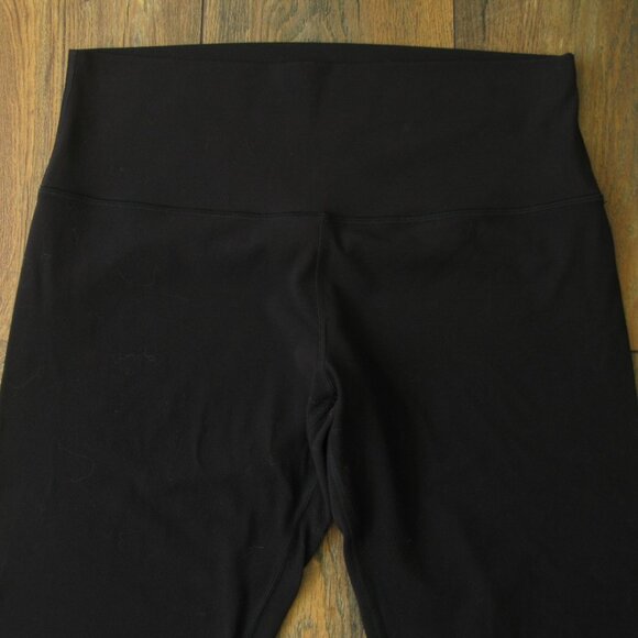 Lululemon Align crops size 10 *GUC - Picture 5 of 12